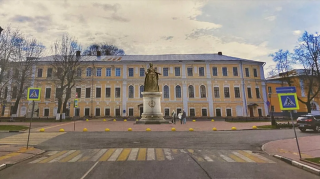 «Займитесь делами». Ярославцы и мэр заняли противоположные позиции по установке памятника Екатерине II