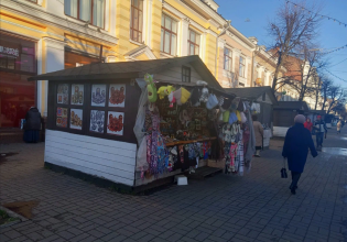 Мэр Молчанов выселяет шале с сувенирами с улицы Кирова — реакция ярославцев