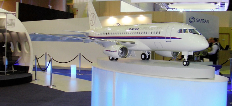 ����� �������� Sukhoi SuperJet 100 �� �������� � �� ����� (�������, 19 ���� 2007 ����)