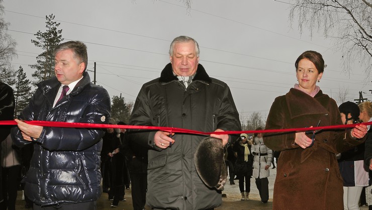 �.�. ������, �.�. ���������� � �.�.�������