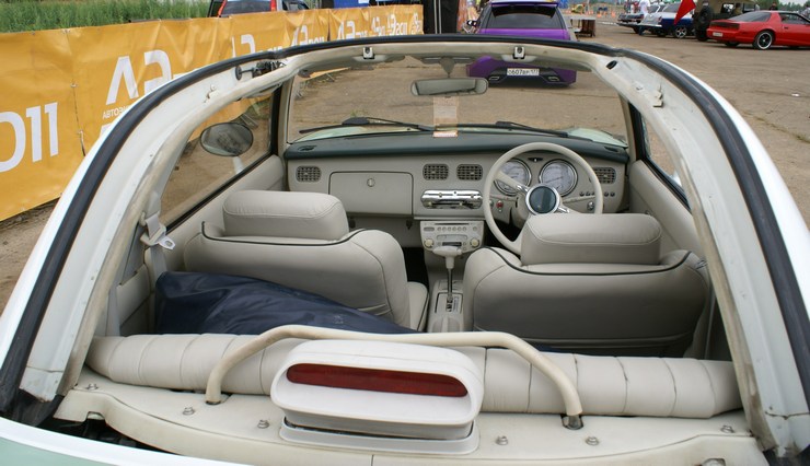 Nissan-2.JPG Nissan-2.JPG