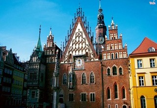 WROCLAW_TOWN_HALL.jpg